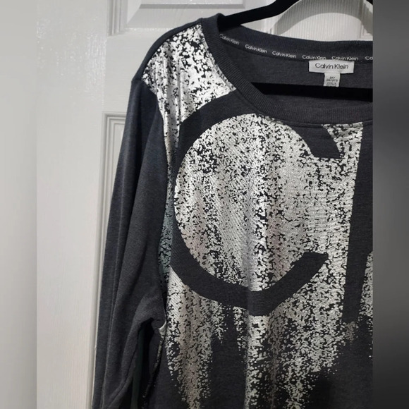 Calvin Klein Gray and Metallic Silver Long Sleeve Sweatshirt in Size 2X - Picture 3 of 9